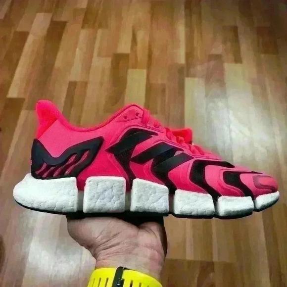 ๐ฐHUGE CLEARANCE SALE ๐ฐ Adidas ClimaCool Vento Pink /black Mens Running Shoes - Picture 1 of 9